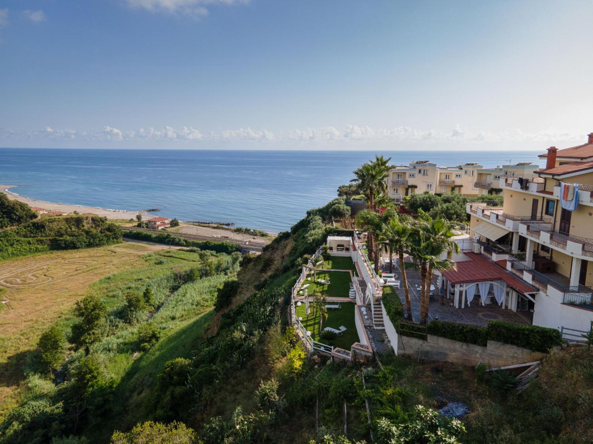 Casa Del Sole Hotel Belvedere Marittimo Bagian luar foto
